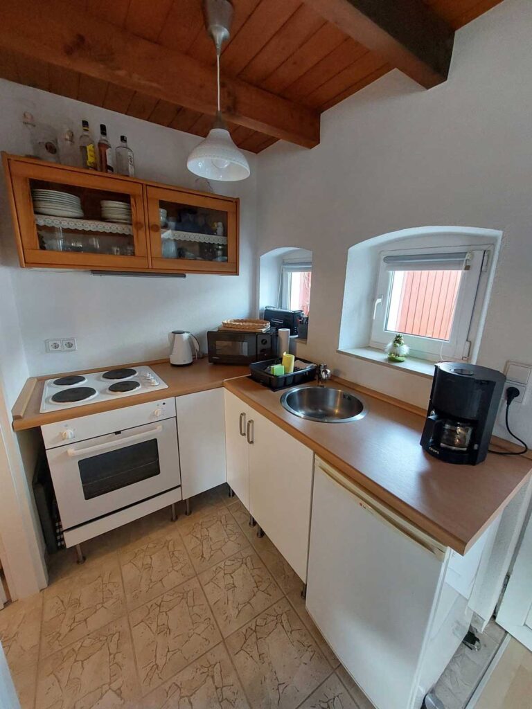 kueche-ferienwohnung-espenschied